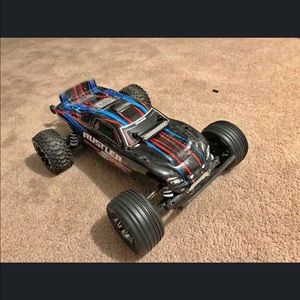 Traxxas Rustler RC Car